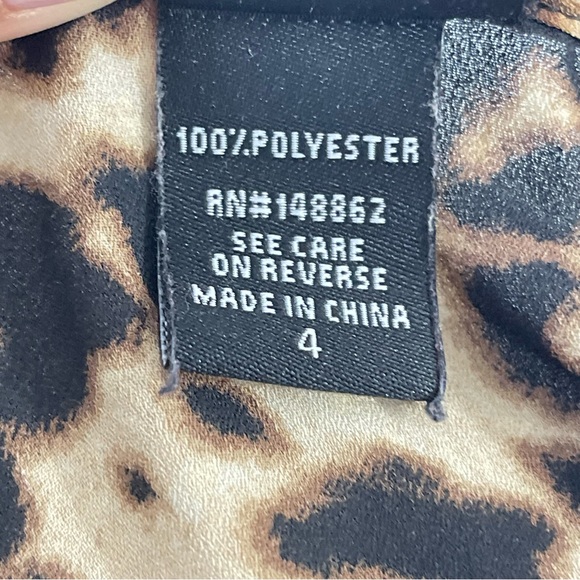 Torrid 4 Leopard Animal Print Georgette Keyhole Tunic Top Plus 4X Long Sleeve - Picture 9 of 9